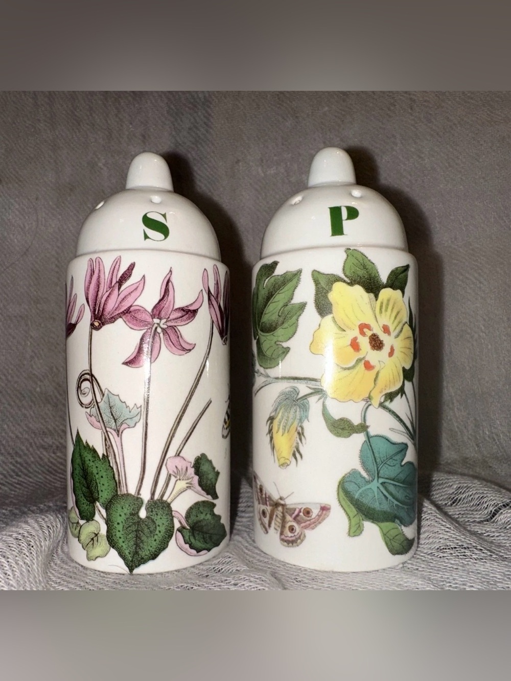 Vintage Portmeirion Botanic Garden Floral S&P Salt Pepper Shakers Set Cyclamen